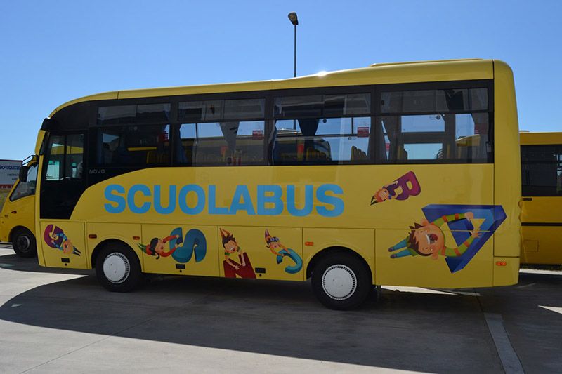 scuolabus_isuzu_01