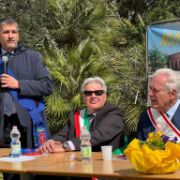 Il tavolo delle autorità